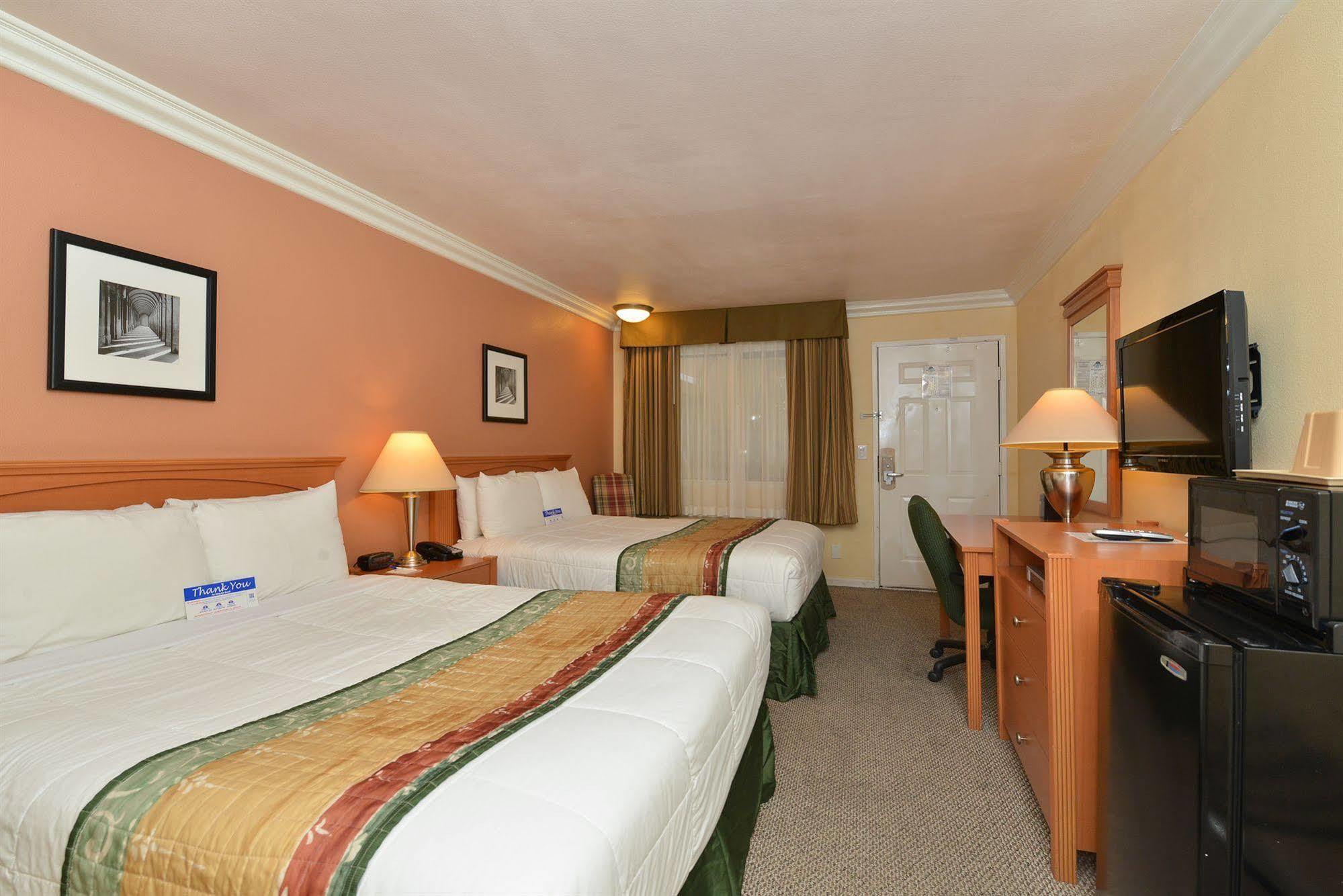 Inn By The Sfo South San Francisco Esterno foto