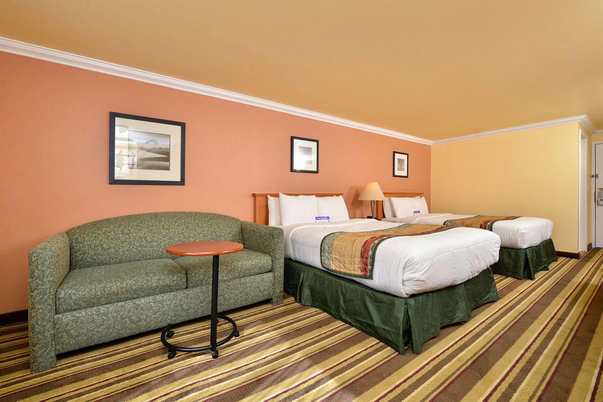 Inn By The Sfo South San Francisco Esterno foto