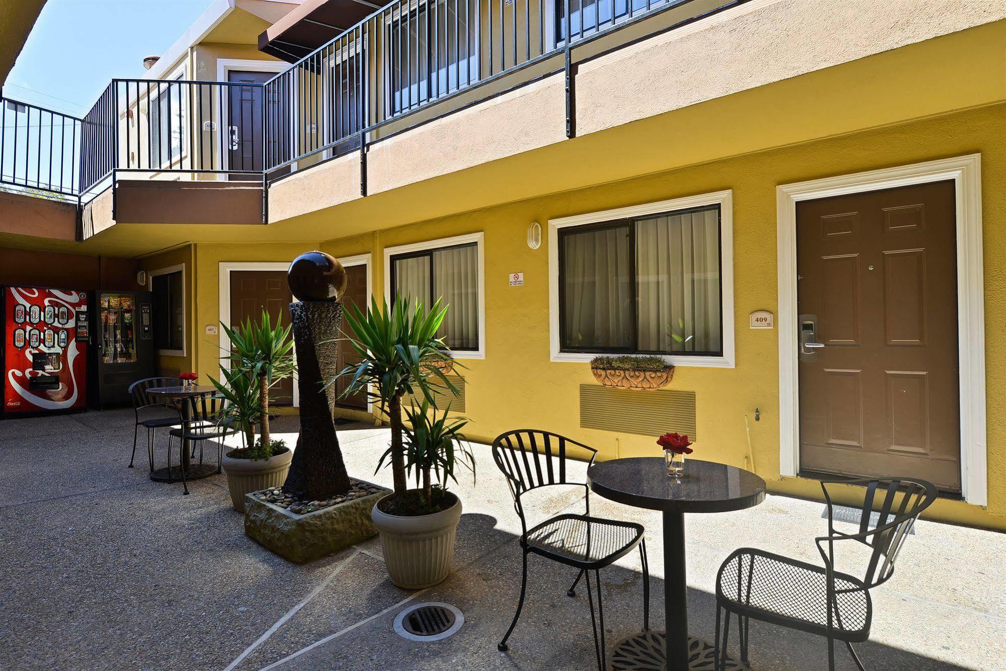 Inn By The Sfo South San Francisco Esterno foto
