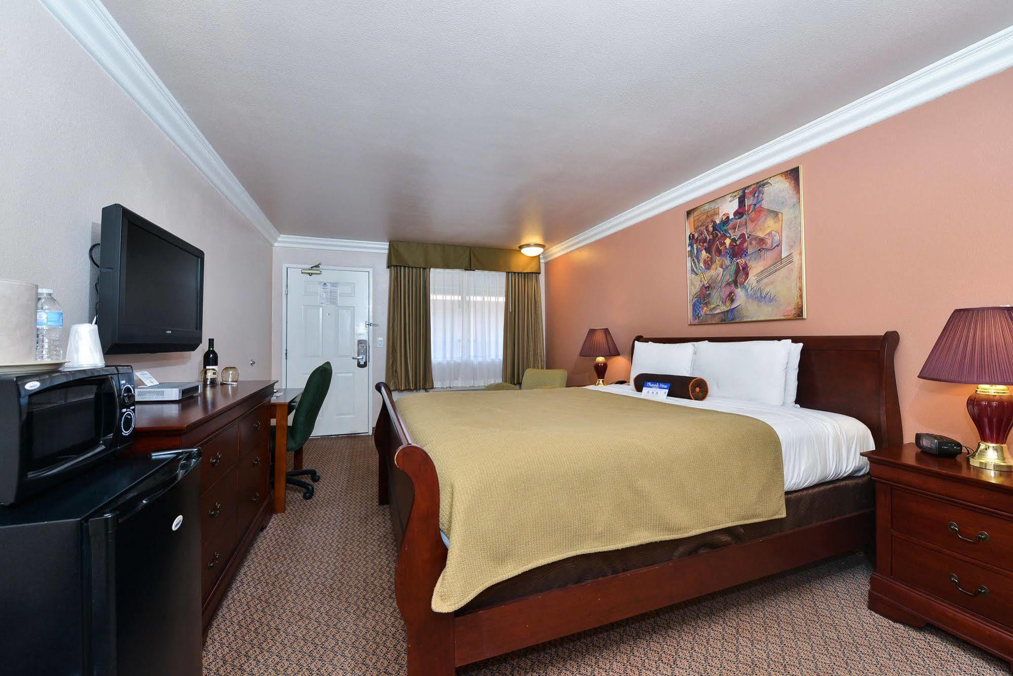 Inn By The Sfo South San Francisco Esterno foto